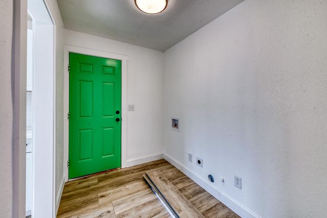 1609 N 6th Street, Fresno, CA 93703