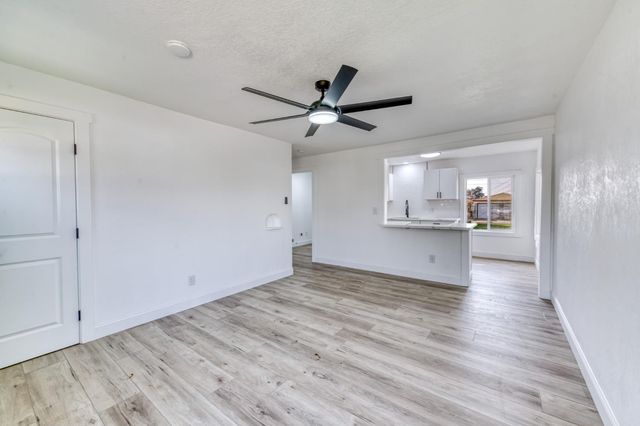 1609 N 6th Street, Fresno, CA 93703