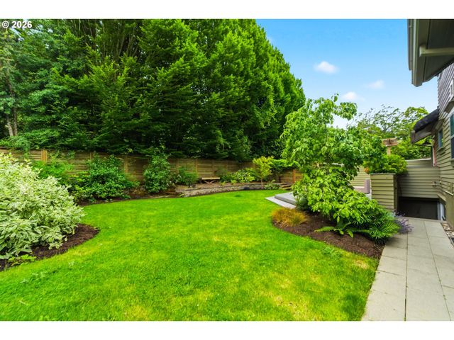 4536 Se WOODWARD St, Portland, OR 97206