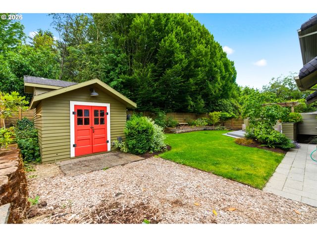 4536 Se WOODWARD St, Portland, OR 97206