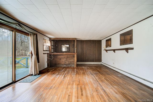 166 Brookside Farms, Newburgh, NY 12550