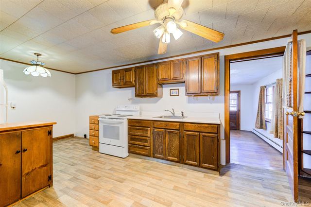 166 Brookside Farms, Newburgh, NY 12550