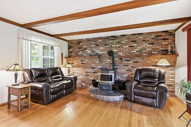 420 Lower Hampden Rd, Monson, MA 01057