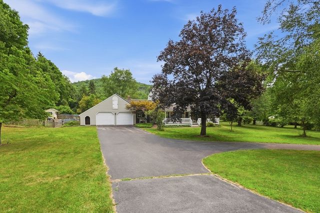 420 Lower Hampden Rd, Monson, MA 01057