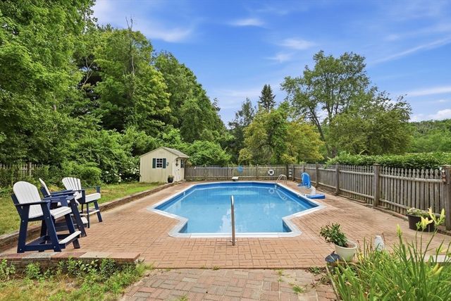420 Lower Hampden Rd, Monson, MA 01057