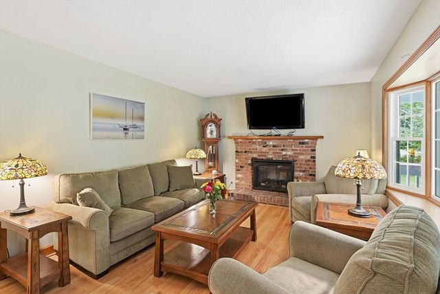 420 Lower Hampden Rd, Monson, MA 01057