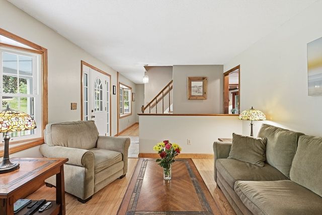 420 Lower Hampden Rd, Monson, MA 01057