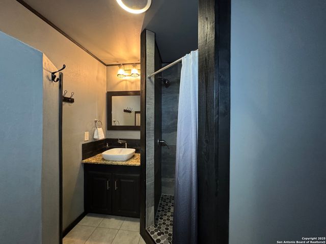 3058 Westview, Canyon Lake, TX 78133