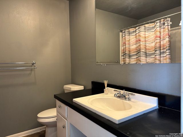 3058 Westview, Canyon Lake, TX 78133