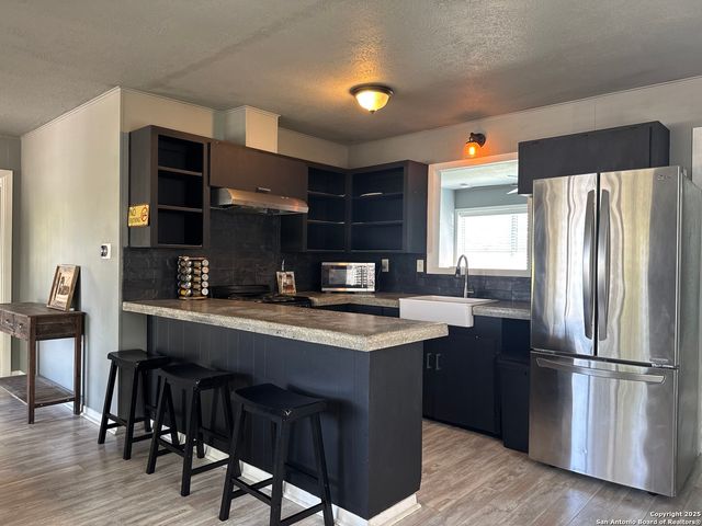 3058 Westview, Canyon Lake, TX 78133