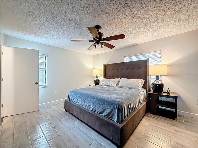 31427 GHENT AVENUE, Mount Plymouth, FL 32776