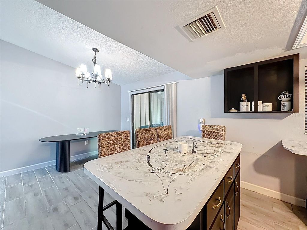 Image 17 of property listing at 31427 GHENT AVENUE, Mount Plymouth, FL 32776