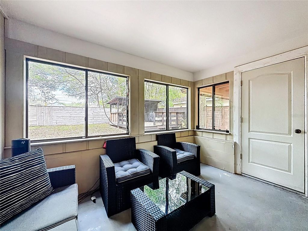 Image 29 of property listing at 31427 GHENT AVENUE, Mount Plymouth, FL 32776