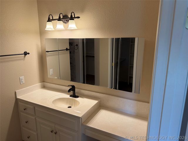 1649 Brentwood, Ardmore, OK 73401