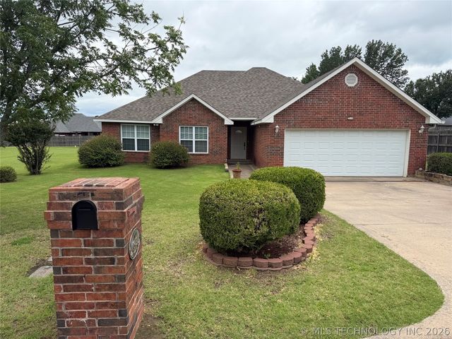 1649 Brentwood, Ardmore, OK 73401