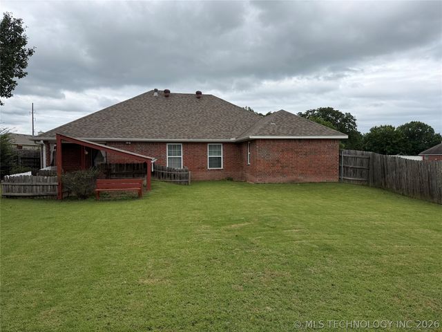 1649 Brentwood, Ardmore, OK 73401