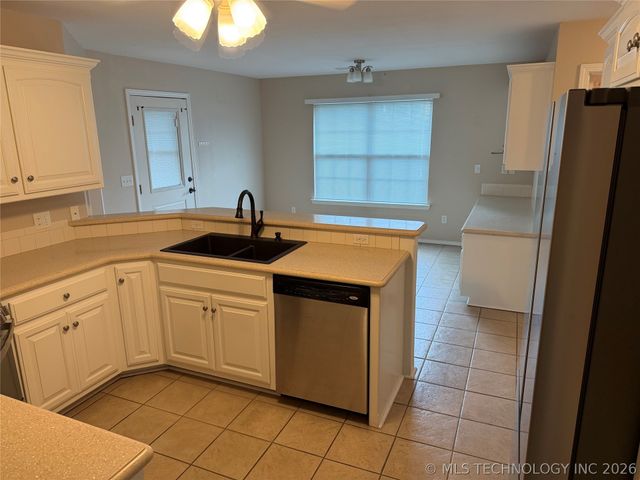 1649 Brentwood, Ardmore, OK 73401