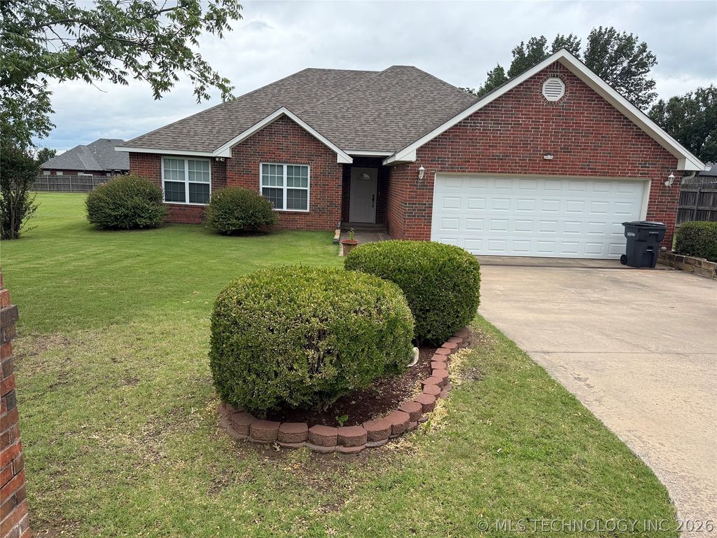 1649 Brentwood, Ardmore, OK 73401