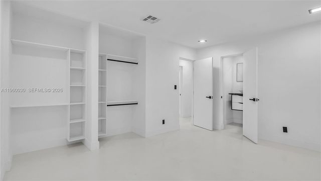 3810 NW 6th St, Lauderhill, FL 33311