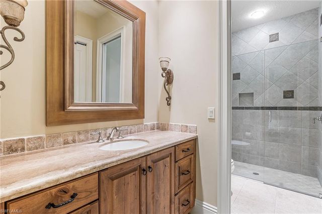 3552 Stuart CT, Fort Myers, FL 33901
