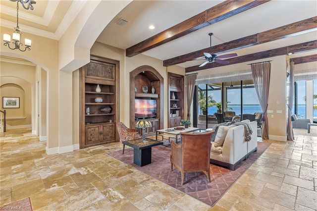 3552 Stuart CT, Fort Myers, FL 33901