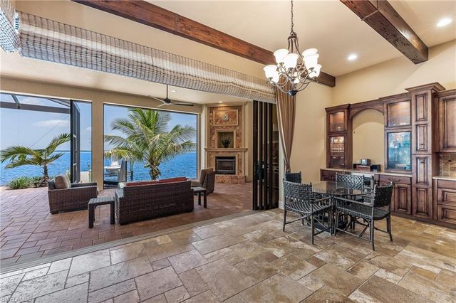 3552 Stuart CT, Fort Myers, FL 33901