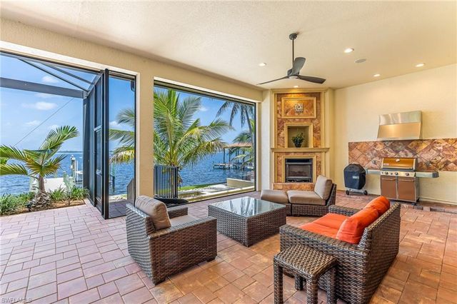 3552 Stuart CT, Fort Myers, FL 33901