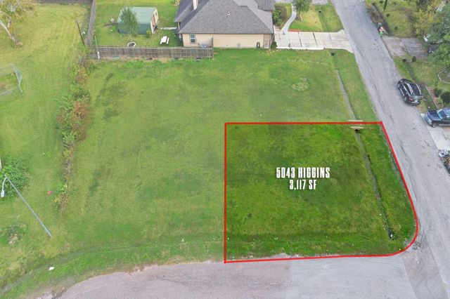5043, 5045 Higgins And 5035,5037 Paula Street, Houston, TX 77033
