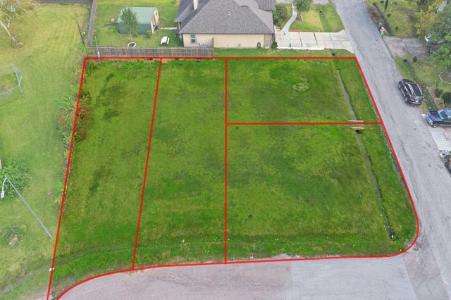 5043, 5045 Higgins And 5035,5037 Paula Street, Houston, TX 77033