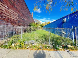 310 West Ferry, Buffalo, NY 14213
