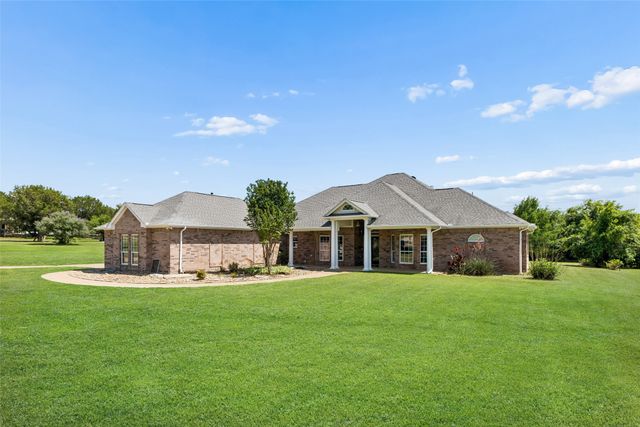 2105 Wood Duck Lane, Granbury, TX 76049