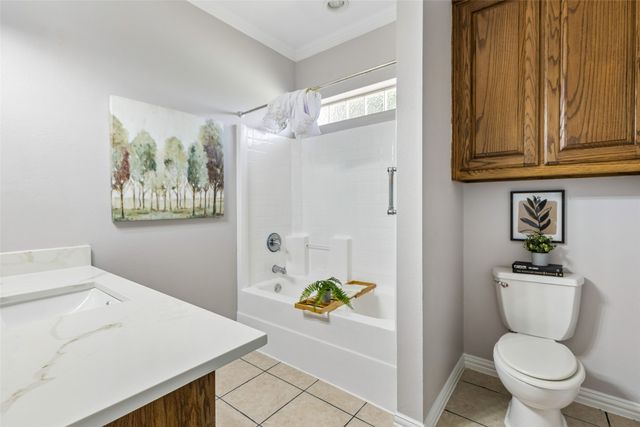 2105 Wood Duck Lane, Granbury, TX 76049