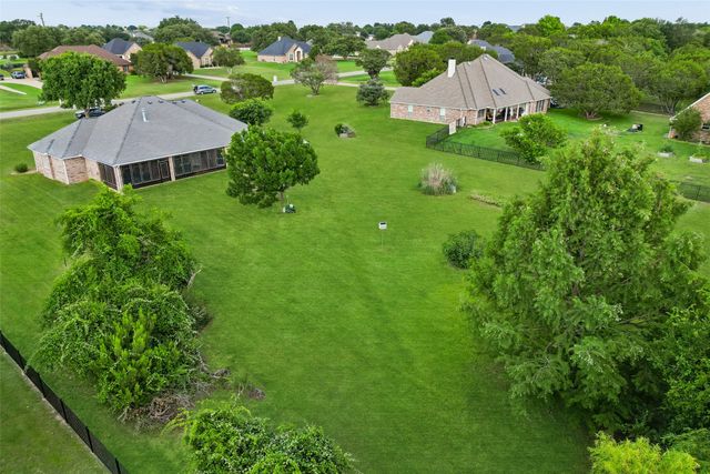2105 Wood Duck Lane, Granbury, TX 76049