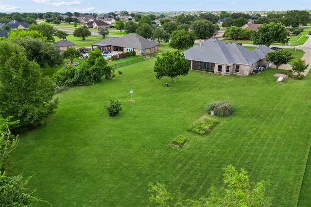 2105 Wood Duck Lane, Granbury, TX 76049