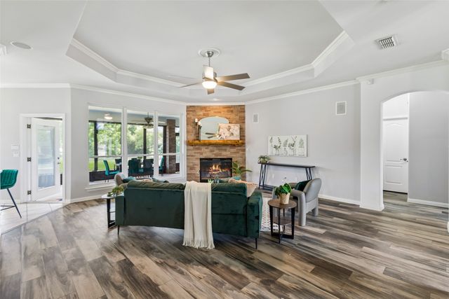 2105 Wood Duck Lane, Granbury, TX 76049