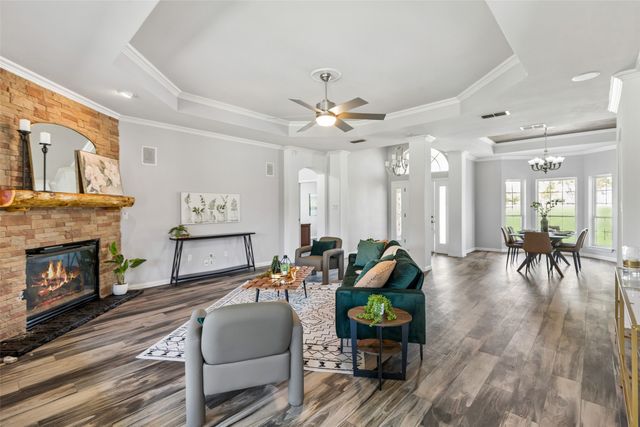 2105 Wood Duck Lane, Granbury, TX 76049