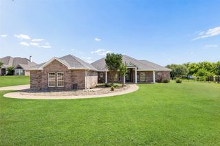 2105 Wood Duck Lane, Granbury, TX 76049