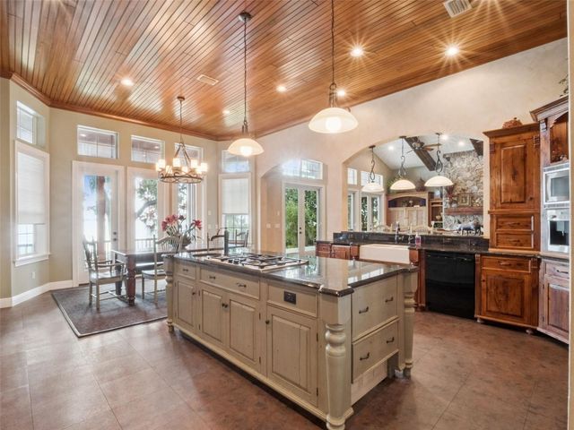 1490 LAKESHORE DRIVE, Mount Dora, FL 32757