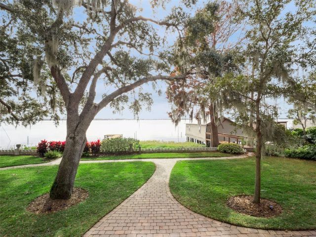 1490 LAKESHORE DRIVE, Mount Dora, FL 32757