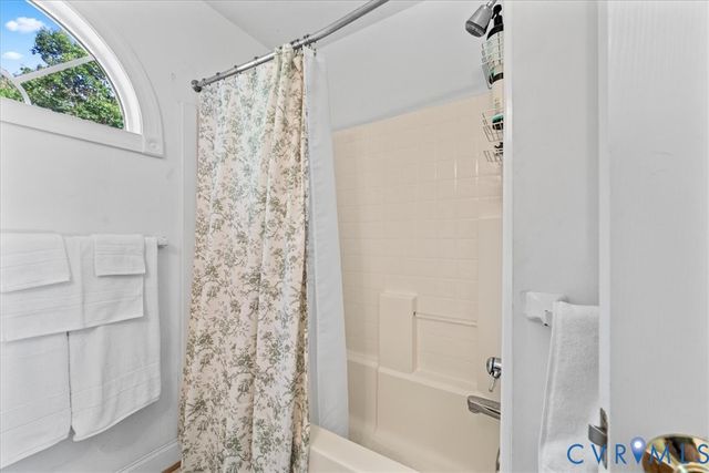 11706 Carters Creek Dr, Chesterfield, VA 23838