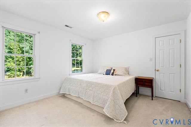 11706 Carters Creek Dr, Chesterfield, VA 23838