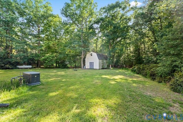 11706 Carters Creek Dr, Chesterfield, VA 23838