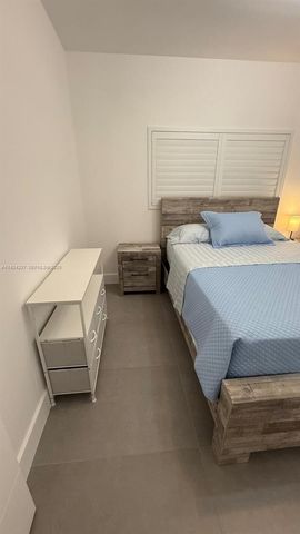 4701 NE 3rd Ave 0, Oakland Park, FL 33334