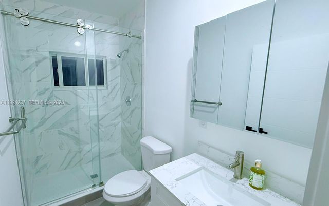 4701 NE 3rd Ave 0, Oakland Park, FL 33334