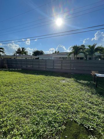 4701 NE 3rd Ave 0, Oakland Park, FL 33334