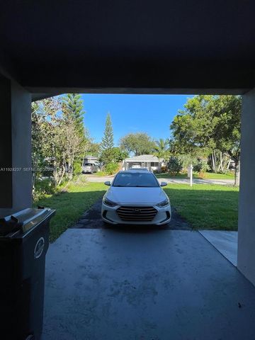 4701 NE 3rd Ave 0, Oakland Park, FL 33334