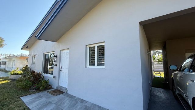 4701 NE 3rd Ave 0, Oakland Park, FL 33334