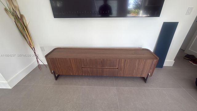 4701 NE 3rd Ave 0, Oakland Park, FL 33334