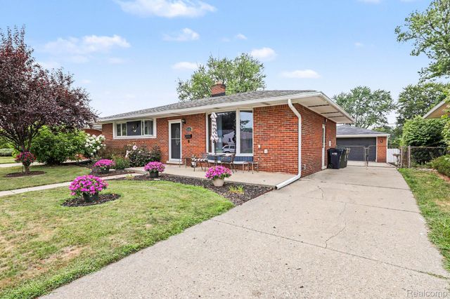 8965 Shannon Drive, Sterling Heights, MI 48314