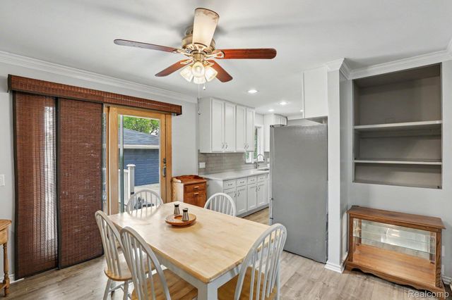 8965 Shannon Drive, Sterling Heights, MI 48314